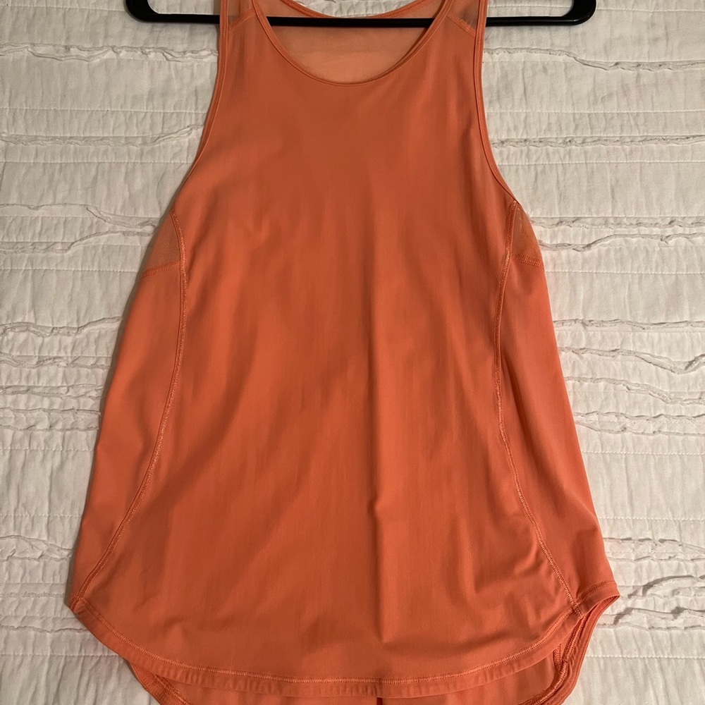 NWOT lululemon tank top
